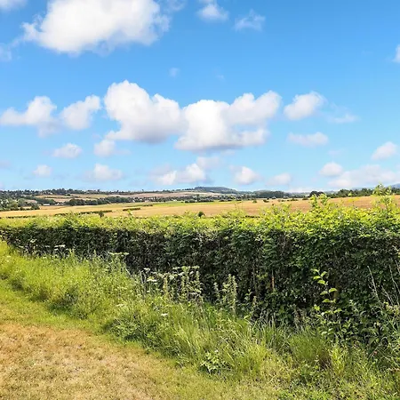 Holiday home Comfortable Family In Reevallis *